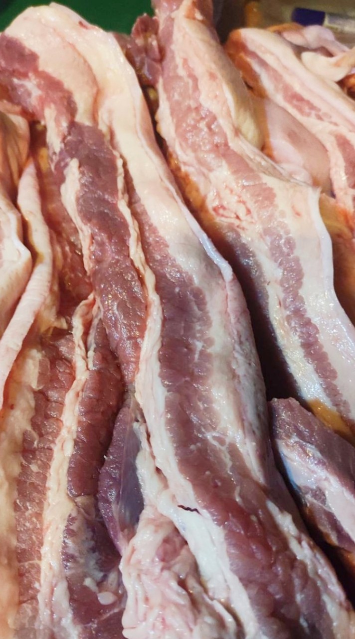 กิ่ง หมูสด