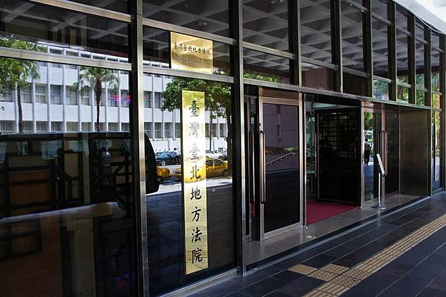 彭文正提起確認蔡英文博士論文不存在敗訴