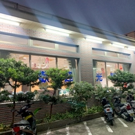 鄭抄手川菜館，嘉義市區好停車的聚餐餐廳，臺菜、川菜菜色多元的老店