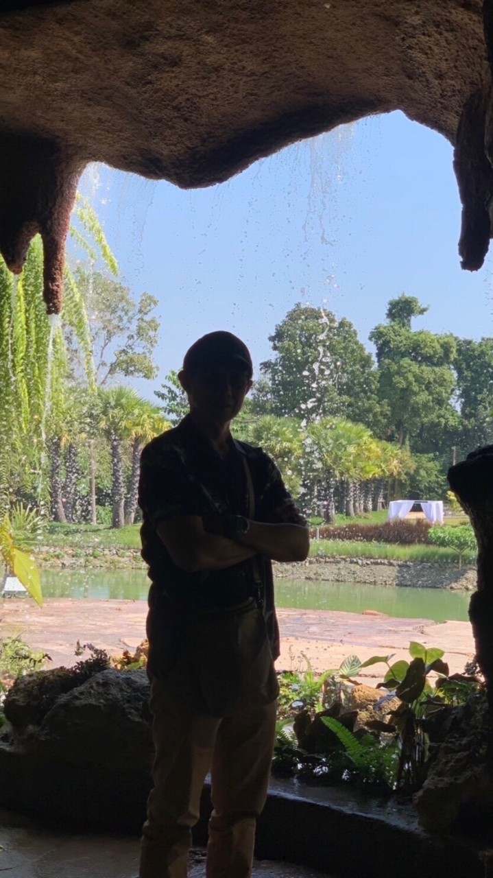 ยินดีที่ได้รู้จัก