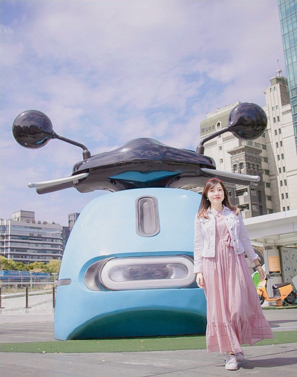 『台灣輕旅拍，外拍推薦』輕鬆自在走遍台中市七期國家歌劇院、堁夏咖啡 Café Crotchet、蔦屋書店 台中市政店、草悟廣場、道和六藝文化館刑務所演武場捕捉網美一日景點，透過鏡頭紀錄每一刻回憶-Snaping 攝影服務直擊分享