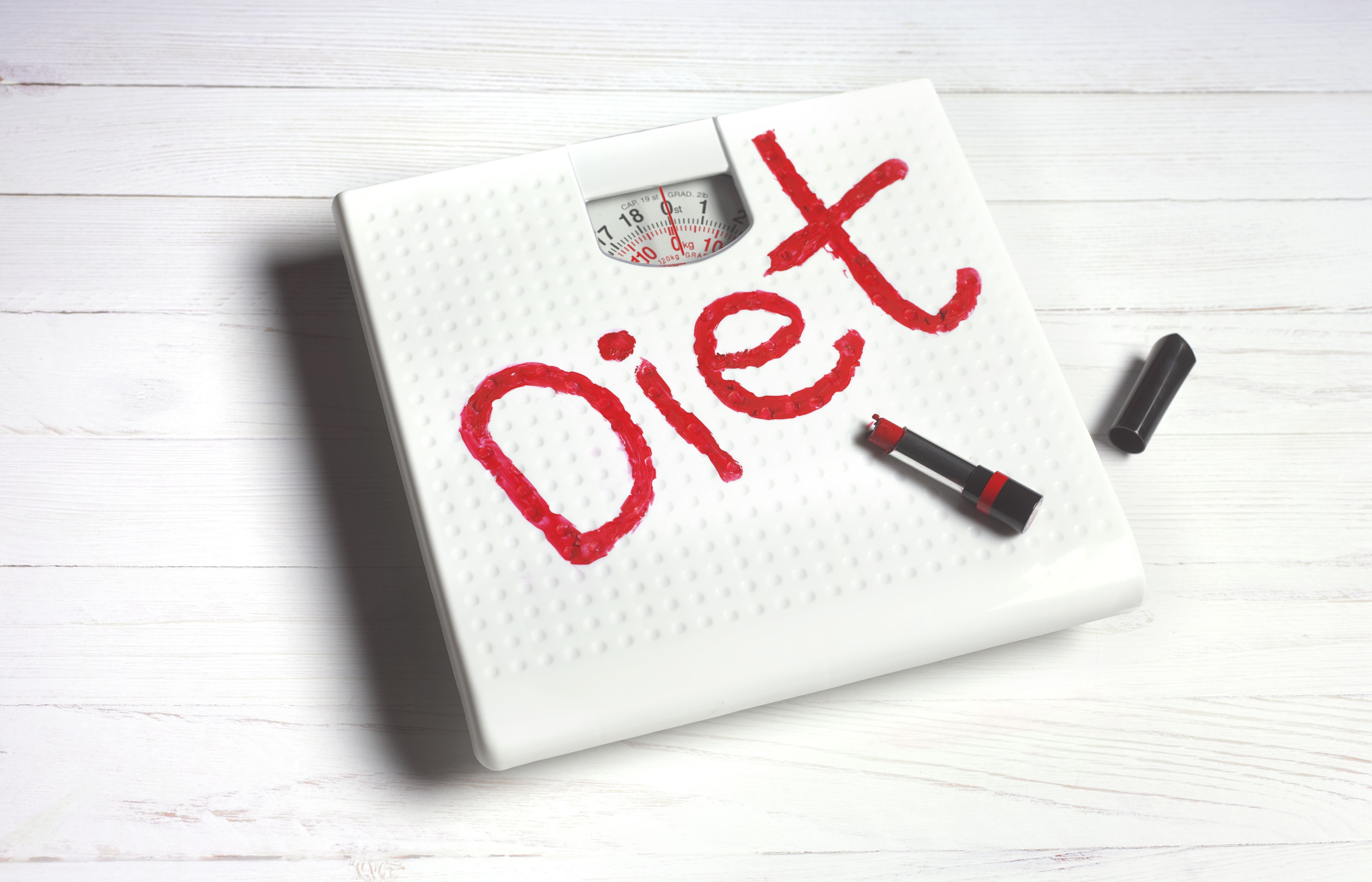 1日たった10分でくびれを手に入れる ユウトレ の 立ち腹筋