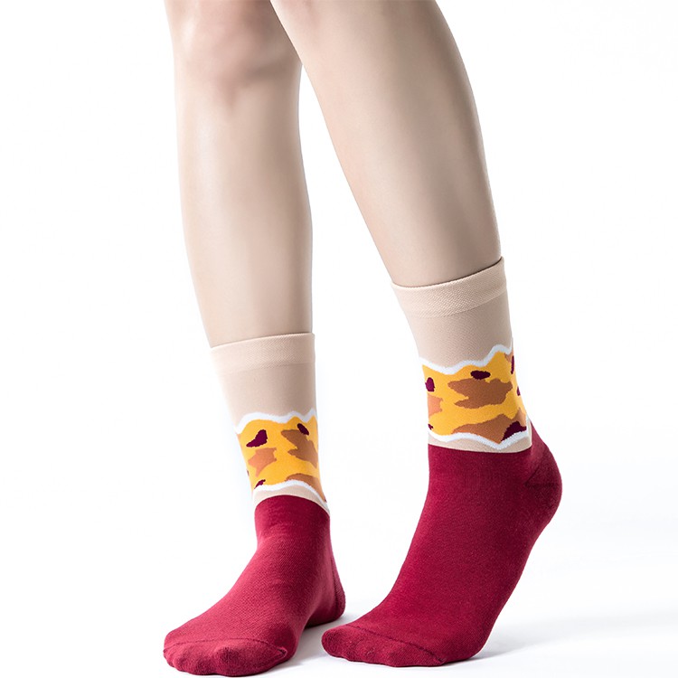 百香果 ／ 台味系列機能設計襪品／設計襪,中筒襪,潮流襪,機能襪- 用襪子作為畫布，以鮮豔的百香果為設計靈感，將刺激初戀的酸甜滋味，畫進襪子裡。品牌：HALFÔR｜台灣設計機能襪襪身：3/4襪尺寸：U