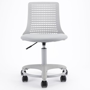 塑鋼椅背，耐用性優良 符合 美國 BIFMA(美國辦公傢具製造商協會) 標準 [原文官網] 氣壓棒，安全又放心 座椅具氣壓升降功能可操作，能視使用需求隨時調整高低 採尼龍六輪腳架設計，穩定性良好 PU