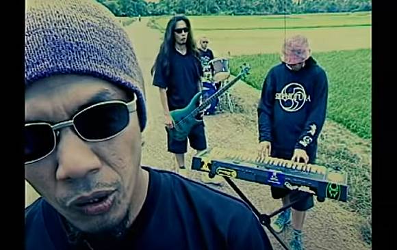 Chord Surti Tejo Jamrud Lengkap Lirik Dan Kunci Gitar Hops Id Line Today