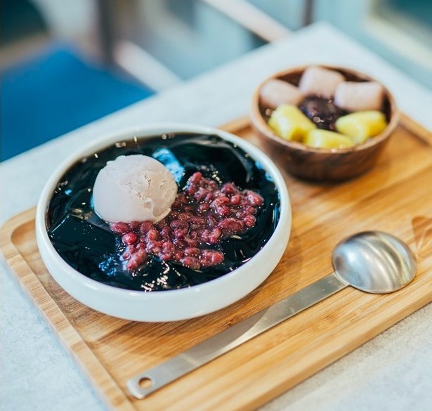 八時神仙草-台北松菸店