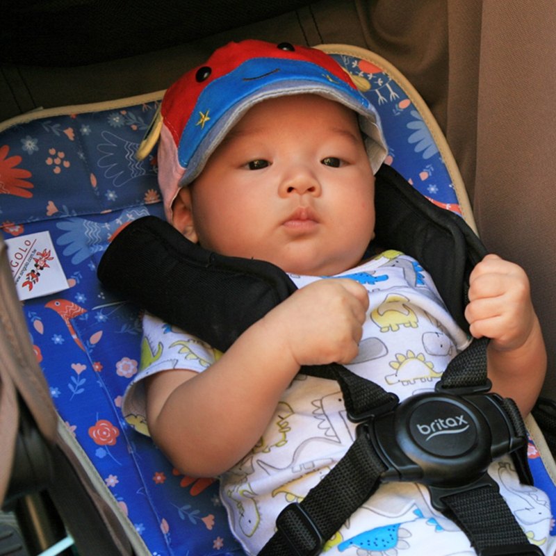 專業設計頭部與背部兩段式保冷差異（頭部粉紅色冰袋溫度較背部藍色冰袋稍高）。 ‧「植物萃取」環保原料使用－ 日本專利植物萃取雙凝膠結構，柔軟舒適、環保天然無污染、保冷效果持續力高，可重覆放入冷凍庫/冷藏