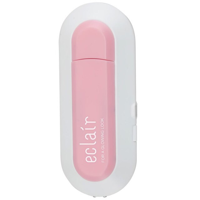 ＊掃描肌膚每日的水分及油脂＊利用大數據及生活習慣分析建議＊甜美粉嫩造型，保養愛美必備簡單三步驟：1. 將美膚筆貼在需要測試的肌膚2. 於手機APP上查看檢測結果3. 立即使用美膚筆奈米霧化噴霧補水型號