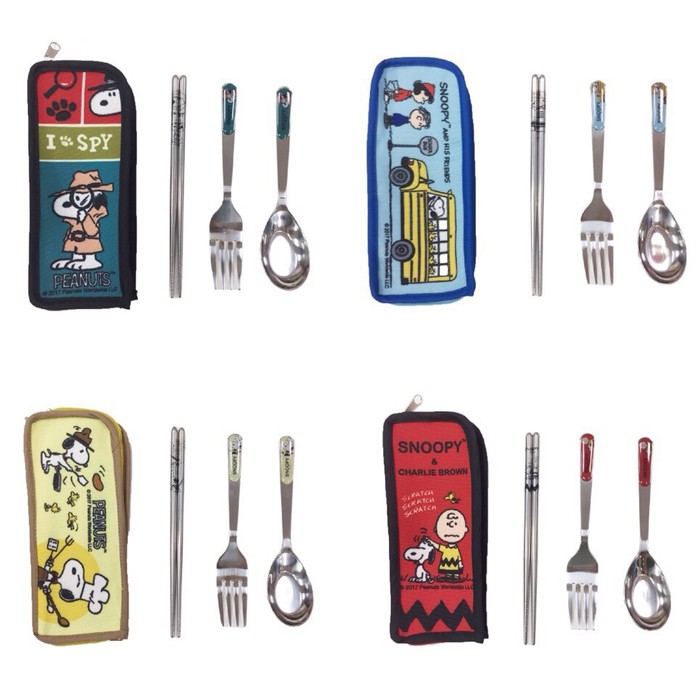 正版授權 史努比餐具組內含湯匙、叉子、筷子，再附專用收納袋，外出餐具一次備好【餐具尺寸】湯匙16.3cm、叉子16.3cm、筷子18.5cm【收納袋尺寸】20(長) × 8.5(寬) × 3.5(厚)