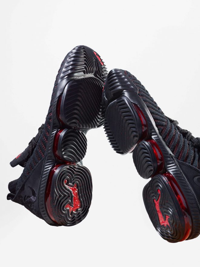 lebron 16 traction