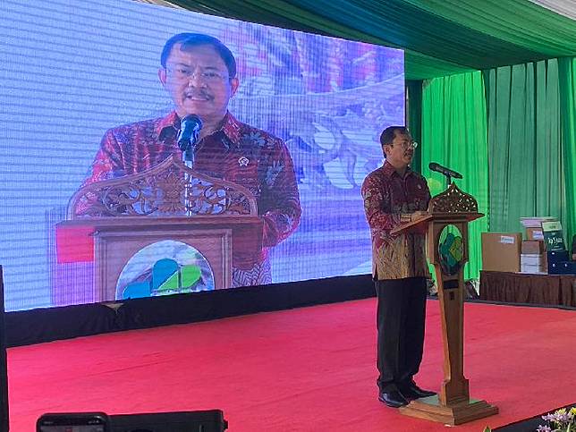 Health Minister Terawan Speaks About Indonesians In Wuhan
