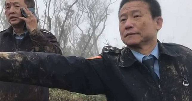黑鷹失事／曹進平病床上落淚：曾試著救總長，但已沒了氣息