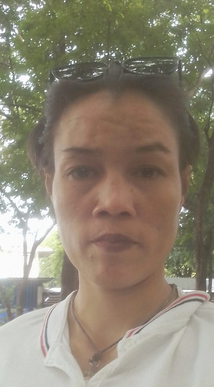 นารี พิศนอก