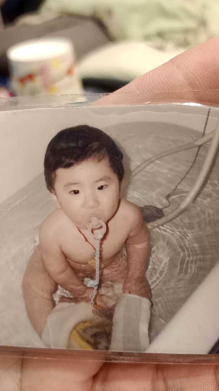 開天-湖畔映春色