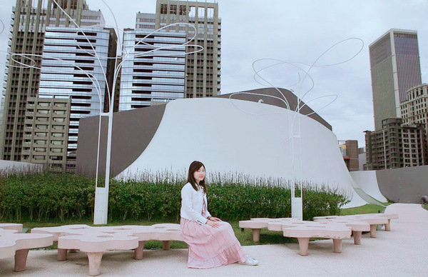 『台灣輕旅拍，外拍推薦』輕鬆自在走遍台中市七期國家歌劇院、堁夏咖啡 Café Crotchet、蔦屋書店 台中市政店、草悟廣場、道和六藝文化館刑務所演武場捕捉網美一日景點，透過鏡頭紀錄每一刻回憶-Snaping 攝影服務直擊分享