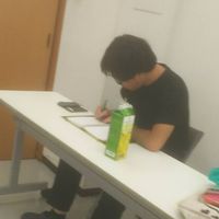 山﨑仕事人の会議室