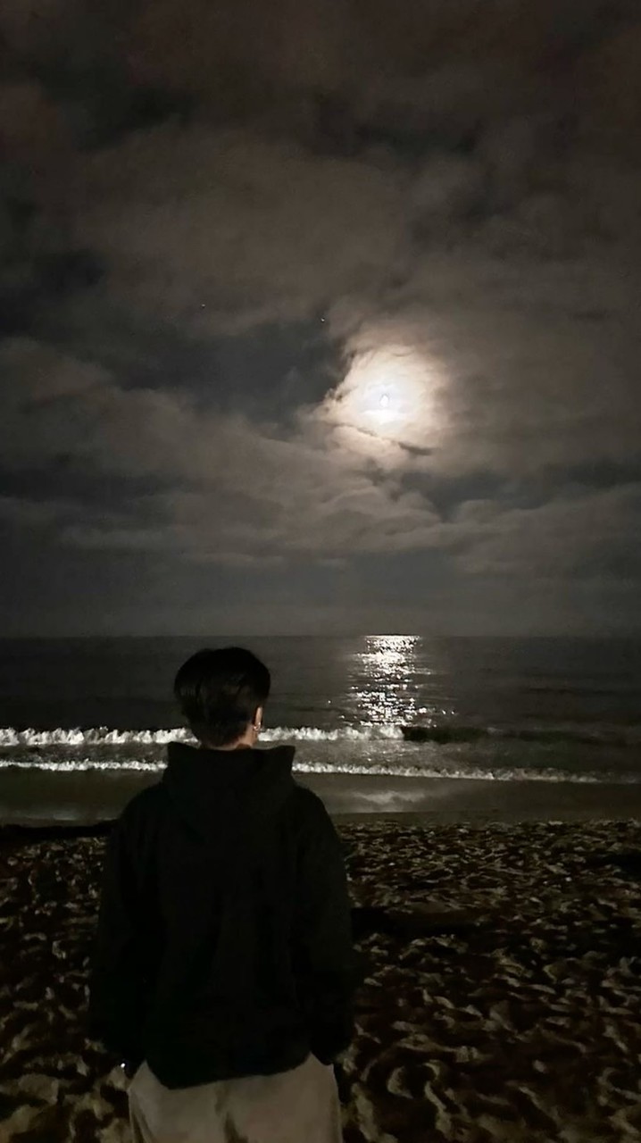 雑談、ライブトーク、歌、ゲーム好きな人集まってお話ししよ