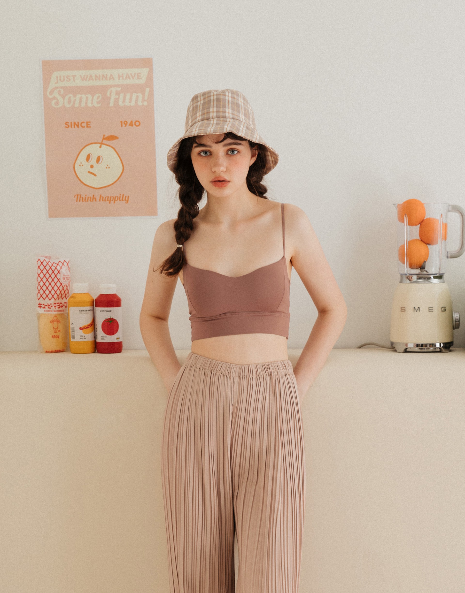 MIT製造/細肩帶造型/肩帶不可調不可拆/親膚超柔手感面料/附可拆一片式胸墊/S碼使用厚墊