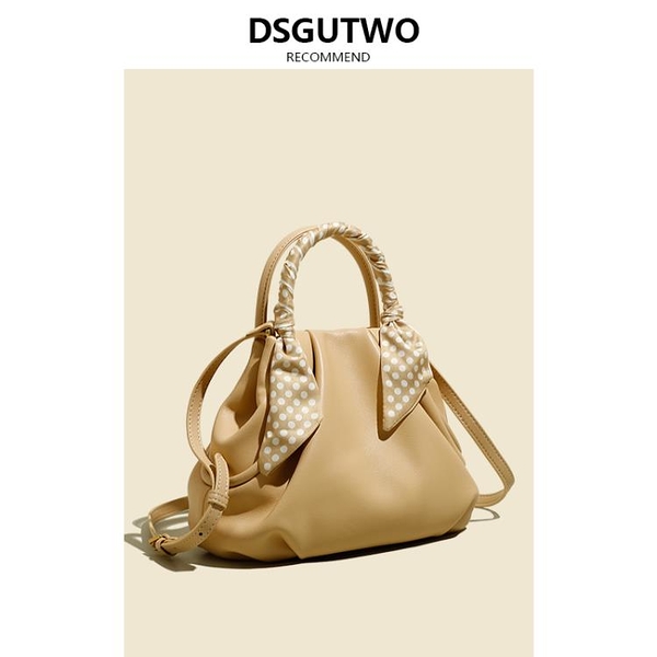 #nina雲朵包#DSGUTWO 春新款雲朵包小眾設計韓版褶皺真皮手拎包時尚斜挎女包包