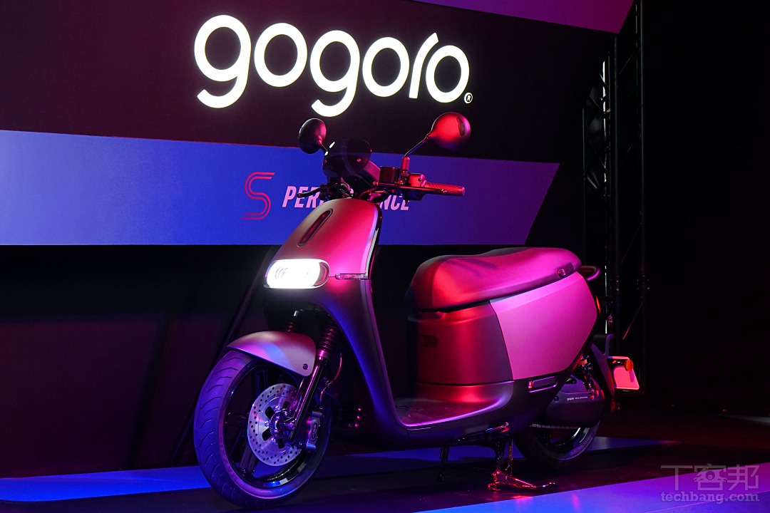 首台加入 ABS 的電動車，Gogoro S2 ABS 新色發表 含補助售價 71,980 起