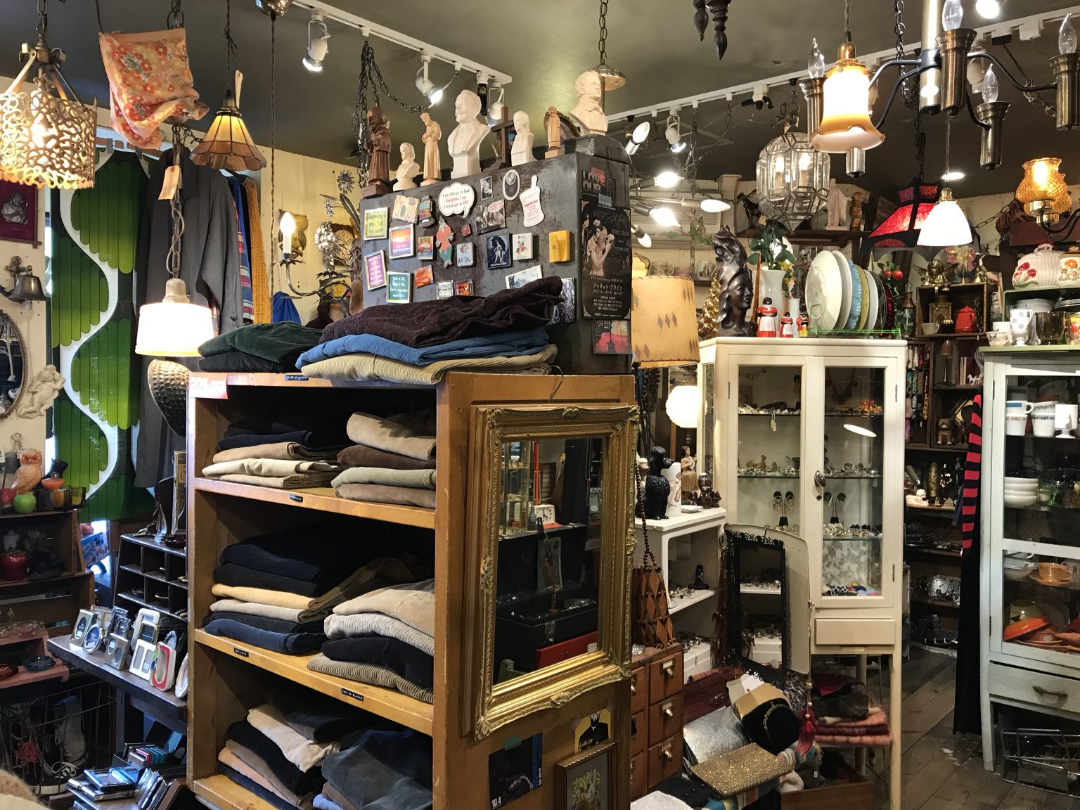 服飾品牌 福岡天神篇AURA03