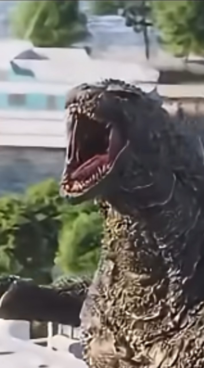 ゴジラ好きな人来てー