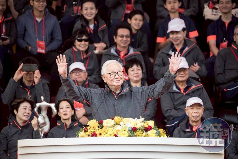 å°ç©é›»è‚¡åƒ¹é€¼è¿'300å…ƒå¼µå¿ è¬€é€±å…­ç¢ºå®šå‡ºå¸­é‹å‹•æœƒ é¡é€±åˆŠ Line Today