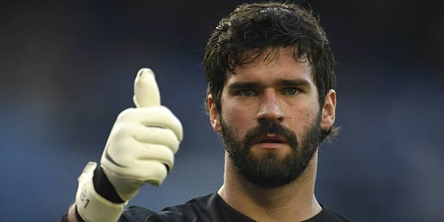 Alisson Becker (c) Pool EPA via AP Photo