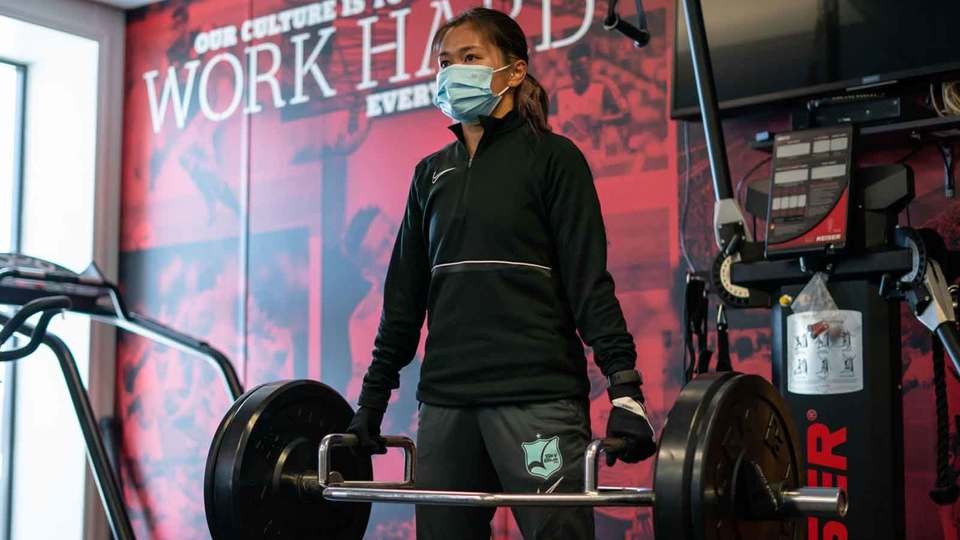 チームのウエイトトレーニング ターザンブログ プロサッカー選手 川澄奈穂美 さん Tarzan