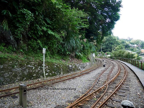 【烏來一日遊】#烏來老街 #必買伴手禮 #景麗特產行 #小米麻糬 #溫泉 #烏來台車 #瀑布 #烏來美食 #烏來景點 (38).JPG