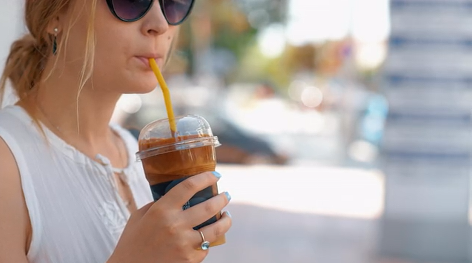 持ち運びに便利な折り畳み保冷保温タンブラー Hydaway Collapsible Drink Tumbler