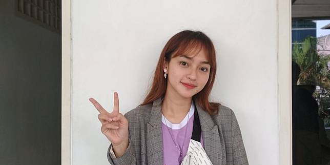 Penyanyi Indah Kusuma Ungkap Gajinya Jadi Dokter Puskesmas Cuma Umr Kompas Com Line Today