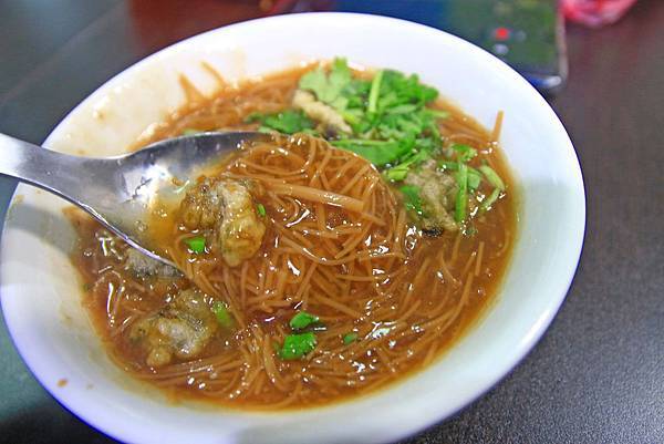 【宜蘭美食】和記大腸麵線臭豆腐-美味的爆漿臭豆腐