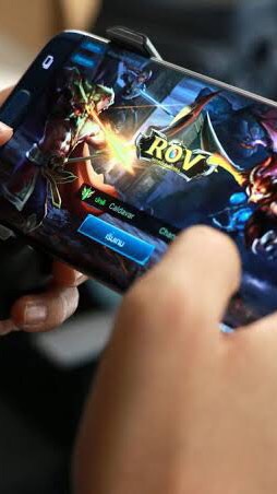 โอตะเล่นเกม
