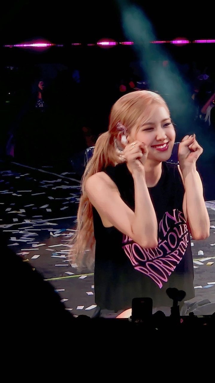 𝐑𝐨𝐬𝐞𝐚𝐧𝐧𝐞 𝐏𝐚𝐫𝐤 🐹💞✨