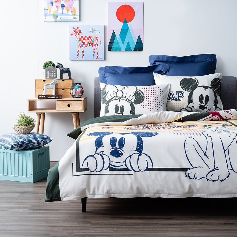 HOLA 迪士尼系列 運動米奇 純棉西寢四件組 雙人 尺寸：長186，寬150，高35公分 重量：1.5公斤
