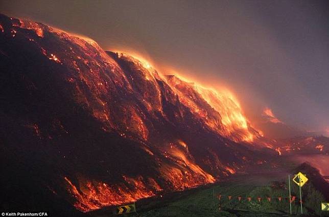 Burning Mountain – Wingen, New South Wales, Australia