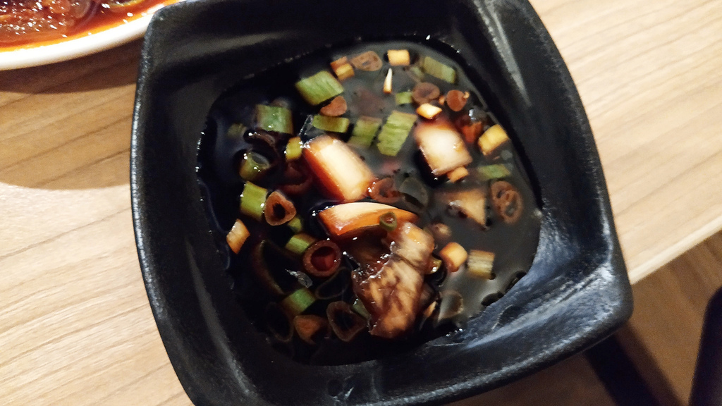 美食|推薦 高雄個人鴛鴦鍋姜一鼎 河堤店 ,超香超美味手工麻辣湯鍋及秘製麻辣鴨血34.jpg 美食|推薦 高雄個人鴛鴦鍋姜一鼎 河堤店 ,超香超美味手工麻辣湯鍋及秘製麻辣鴨血34.jpg