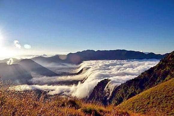 Viral Destinasi Wisata Di Lebak Banten Ini 5 Tempat Wisata Yang Negeri Di Atas Awan Yang Ada Di Indonesia Intisari Line Today