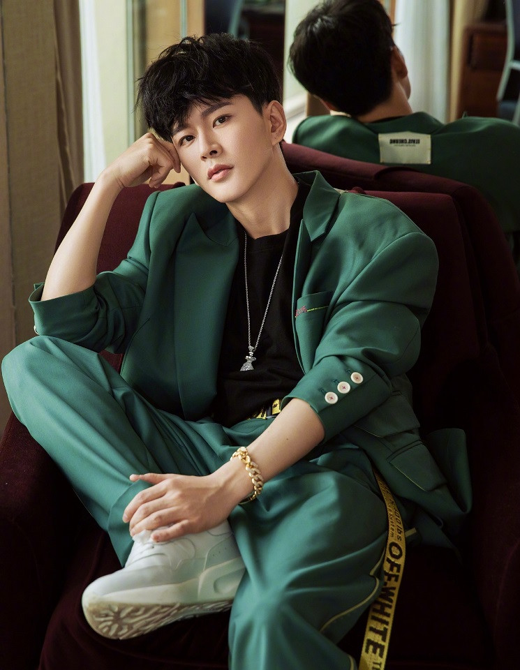 《琉璃》古裝男神穿時裝4：黃宥明 飾演 烏童