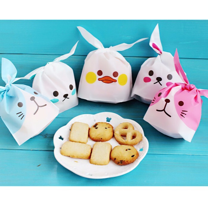 目前又到貨 貨源充足囉_x000D_ 預購預訂的朋友已陸續出貨_x000D_ 袋子的磨砂手感特別好，再加上兔子可愛的長耳朵設計，萌萌的， _x000D_ 非常漂亮非常可愛，裝小餅乾小蛋糕巧克力或者首飾
