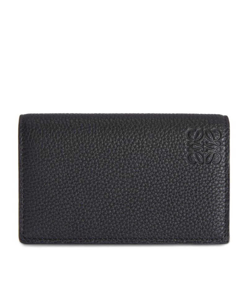 Designed for the modern man, this sleek card holder from LOEWE encapsulates the brands essence in a 