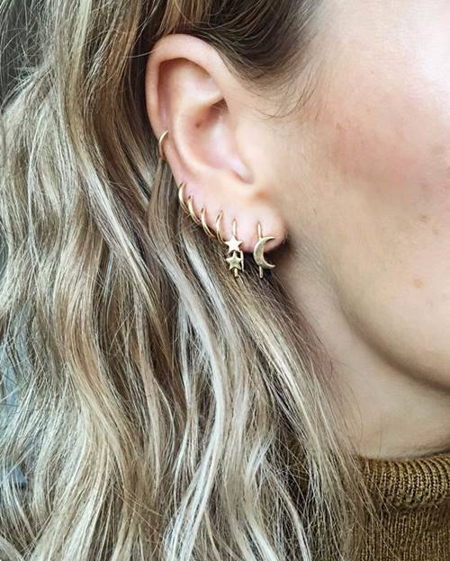 15 ไอเดียใส่ต่างหูห่วงอันเล็กแบบ Minimal Style ชิคๆ