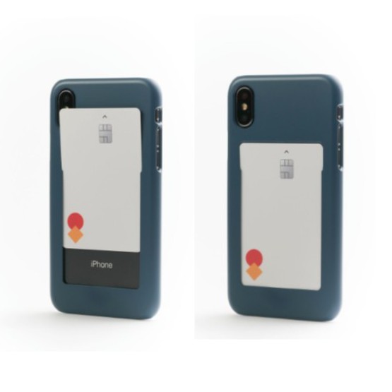 手機殼相當輕薄，可輕鬆插入卡片及上下滑動，強力晃動都不會掉落！【產品特色】- 卡片插入後，相當容易推動- 符合人體工程學的滑動- 2級鎖緊機關- 卡片安全條- 卡片在上滑時會輕輕彎曲，便可輕鬆拉出- 