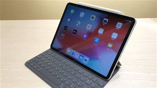 [問題] iPadPro 2017 自動重啟