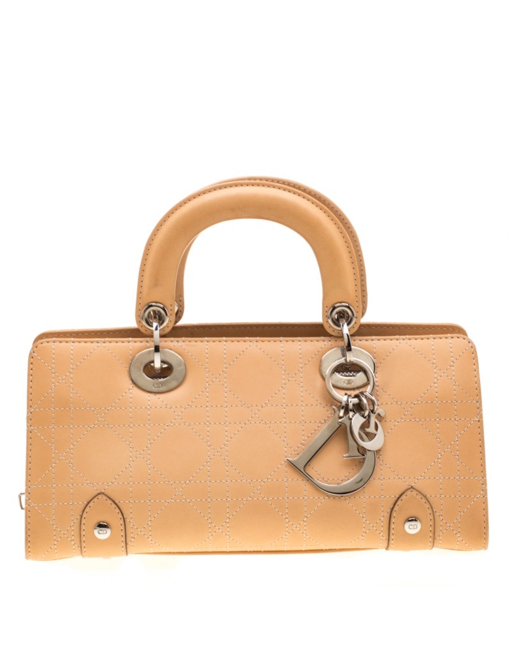 Flaunt rich taste and class with this Lady Dior tote. This special Dior creation has a structured bo