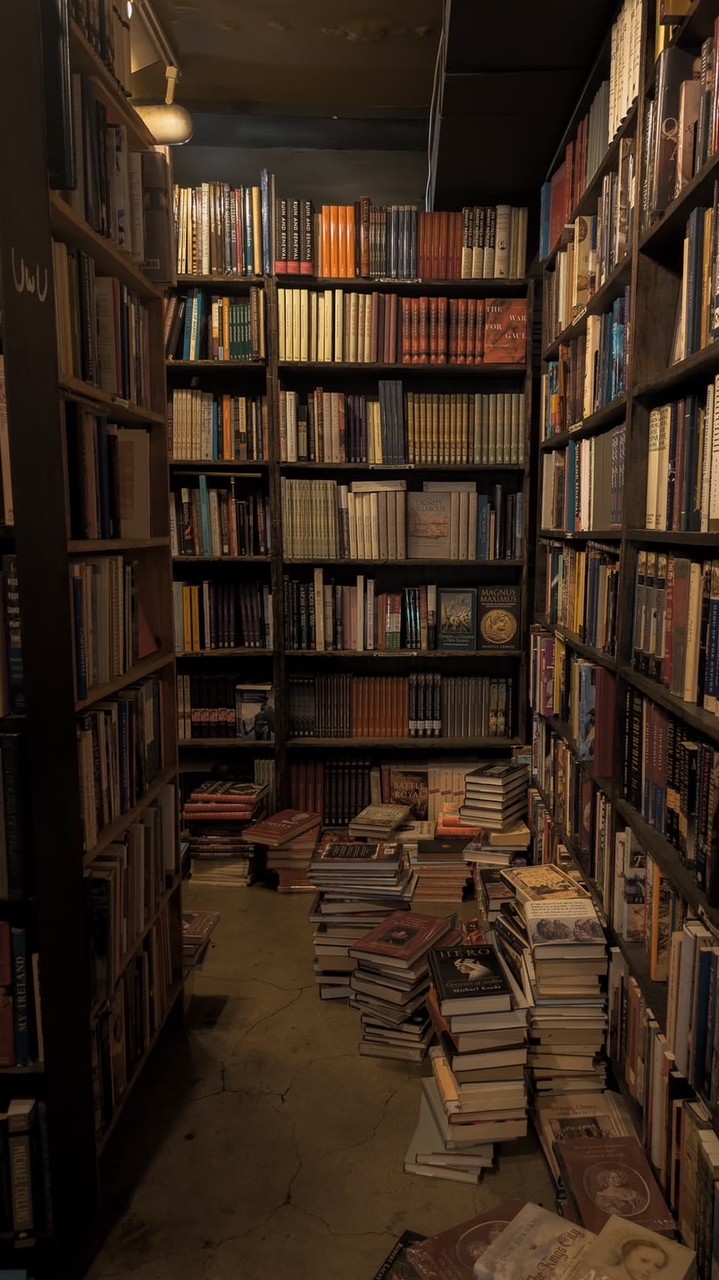 Chaotic reading club