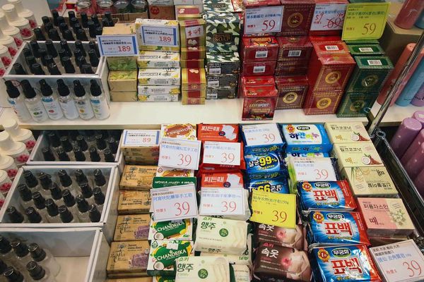 【FY家電挑戰全台最低價！！】全部家電原廠授權原廠保固！夏季家電價格全面４折起，冷氣更是優惠，還有多項好禮，更有其它品牌衣服、兒童玩具等商品一次買齊-三重家電特賣會