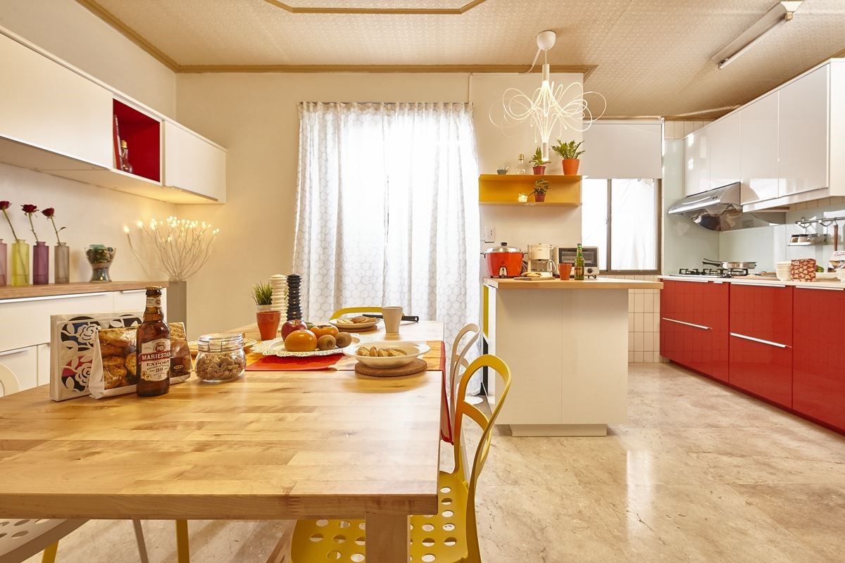 過去離家到外地求學租屋，居住的小套房沒有廚房與餐廳