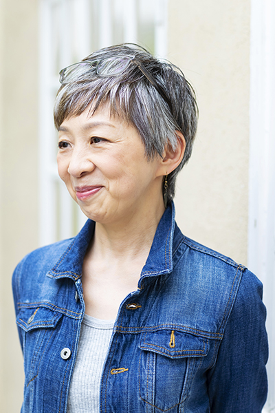 50代女性のグレイヘアスタイルカタログ